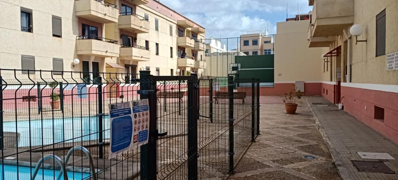 Arinaga Beach & Pool Apartment Exterior photo